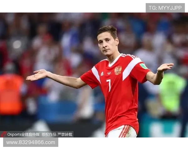 俄罗斯维吾尔足球明星的崛起与挑战：跨文化背景下的运动传奇