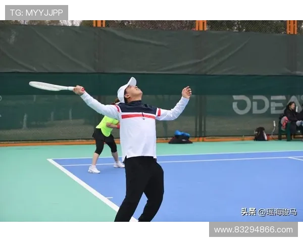 深圳网球队的团队协作揭秘：网球巨献背后的默契与拼搏精神